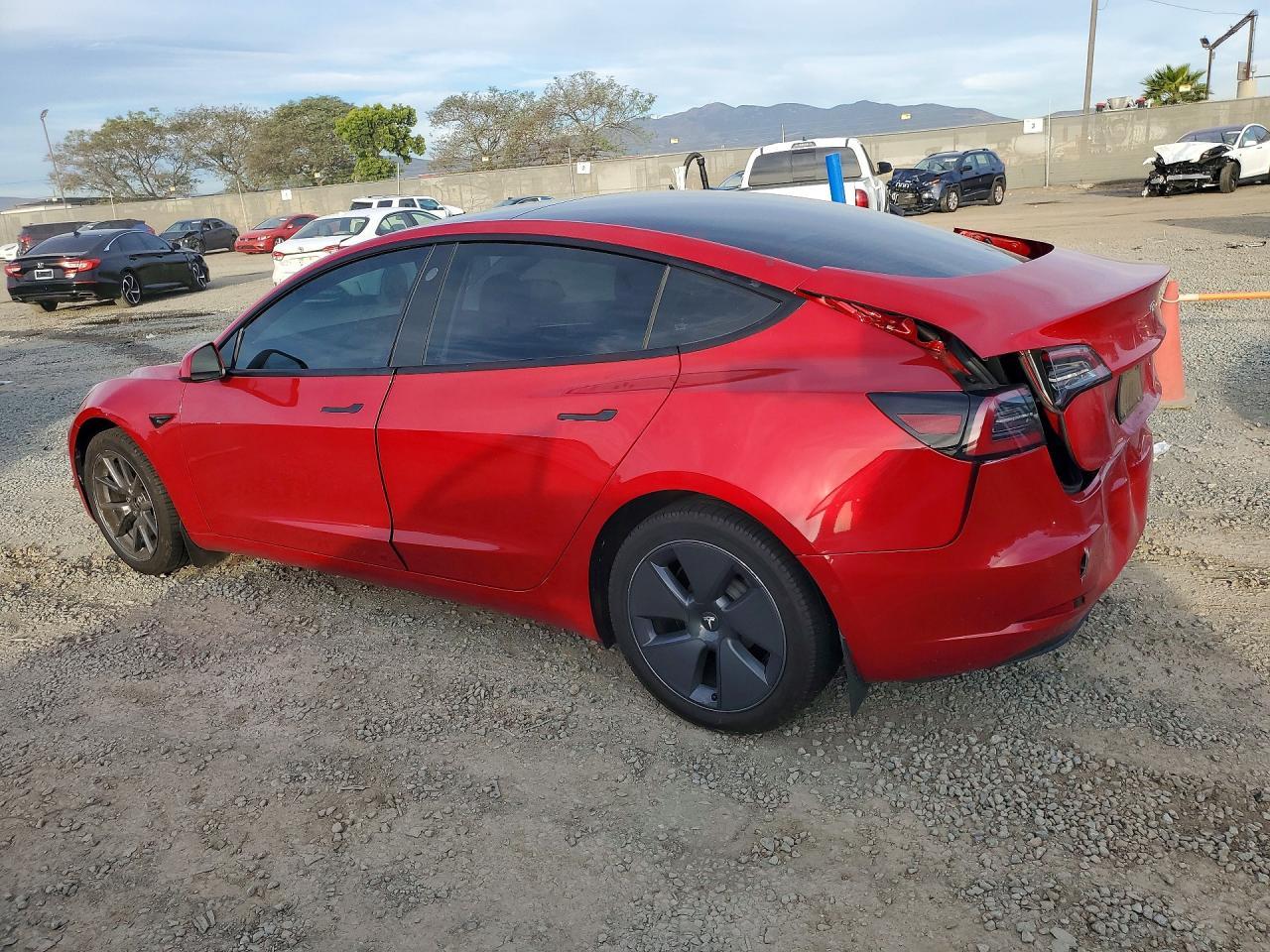 2022 Tesla Model 3 - Image 2