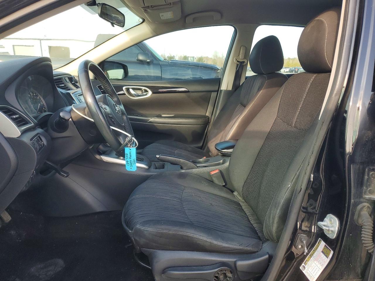 2016 Niss Sentra S - Image 7
