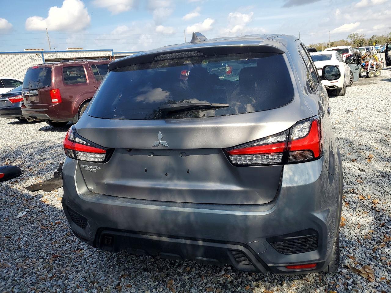 2022 Mitsubishi Outlander Sport Es - Фото 6