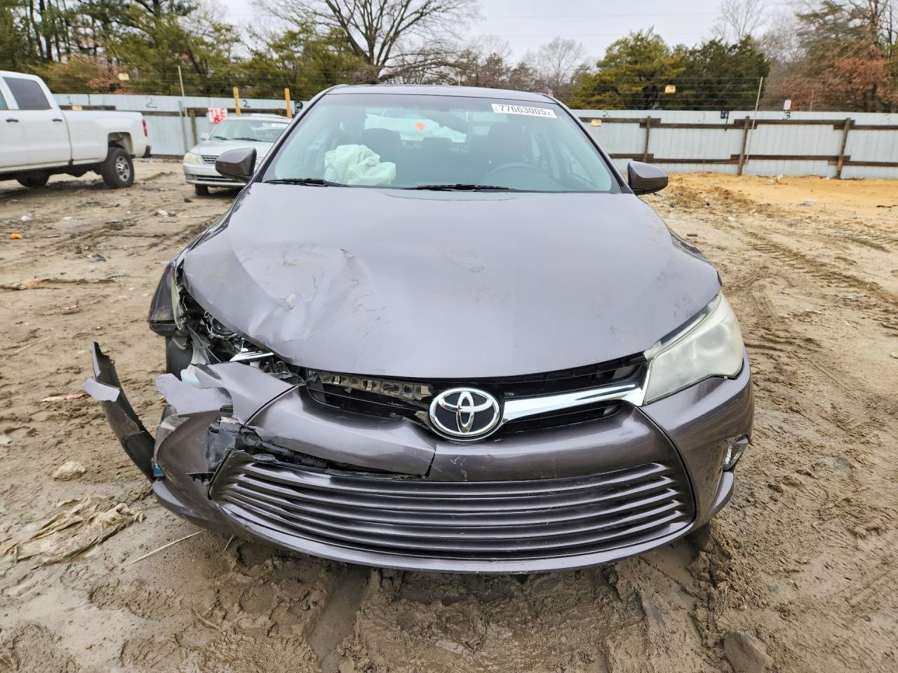 2016 Toyota Camry Le - Фото 5