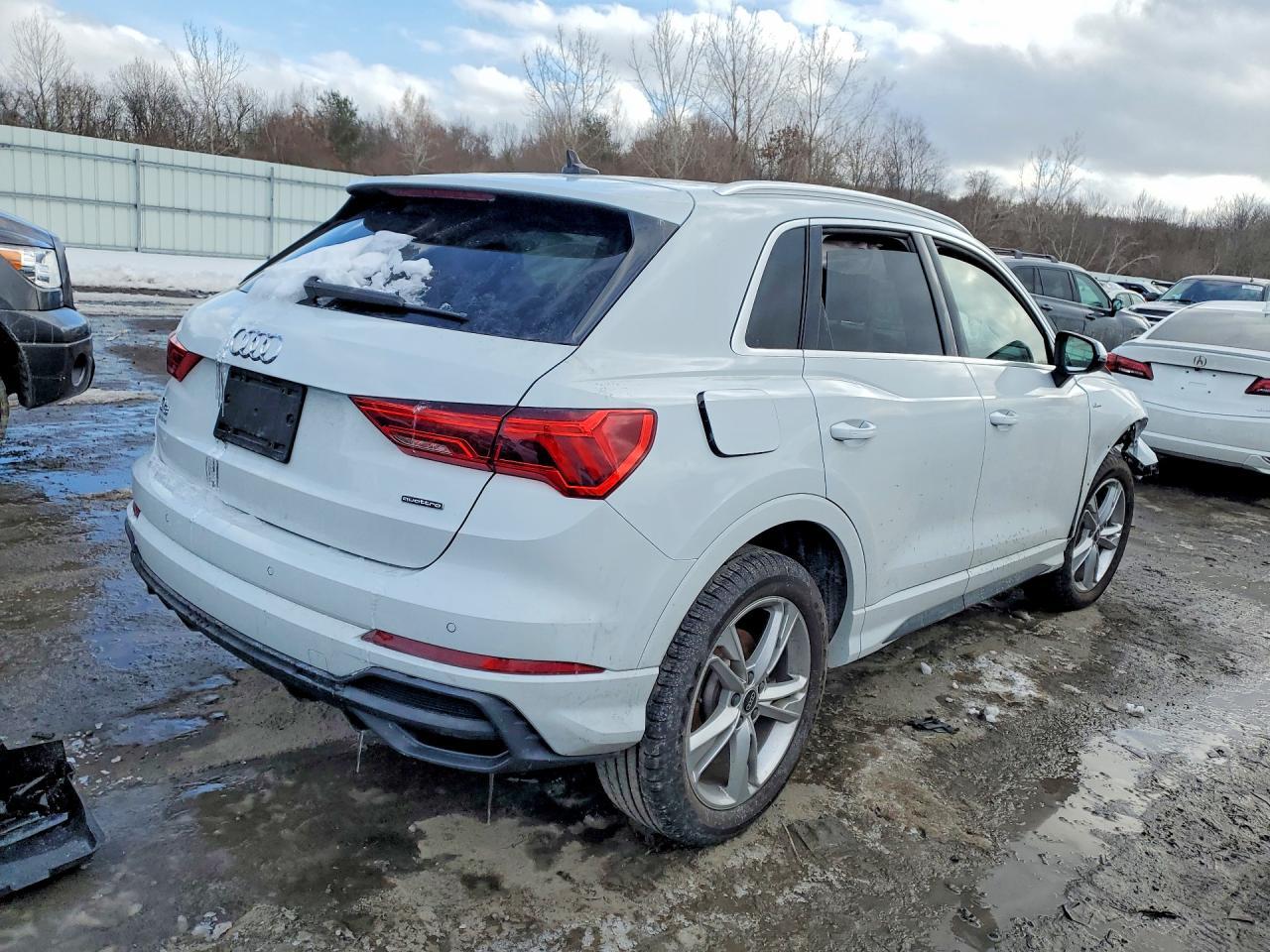 2024 Audi Q3 Premium S Line 45 - Фото 3