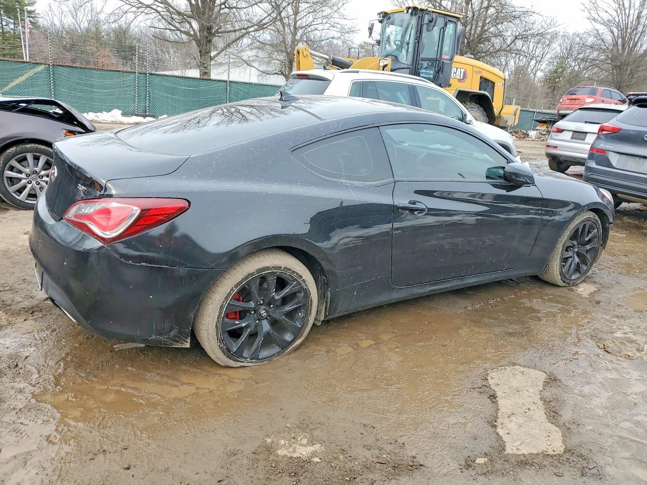 2014 Hyundai Genesis Coupe 2.0T - Фото 3