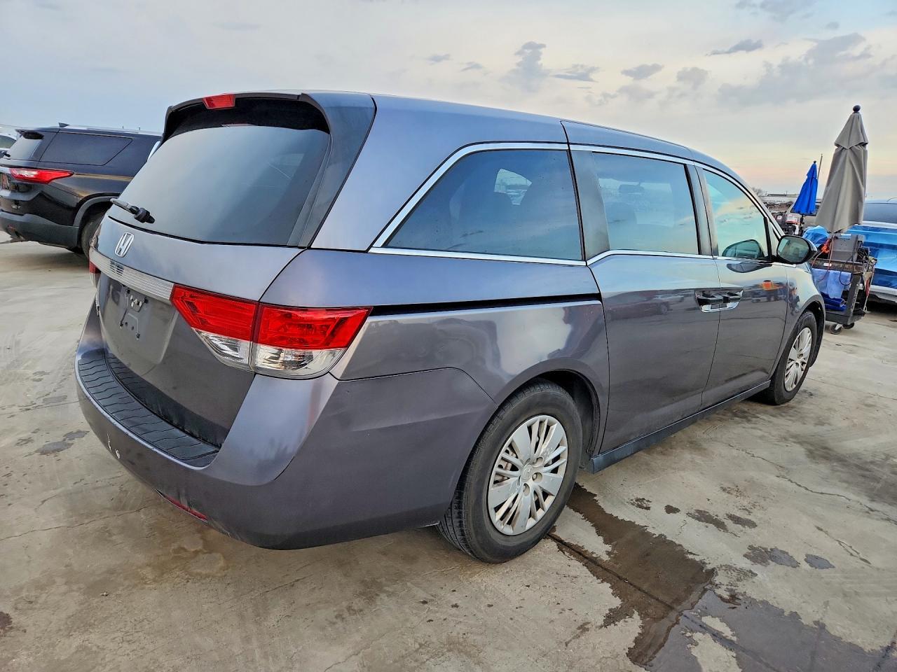 2014 Honda Odyssey Lx - Фото 3