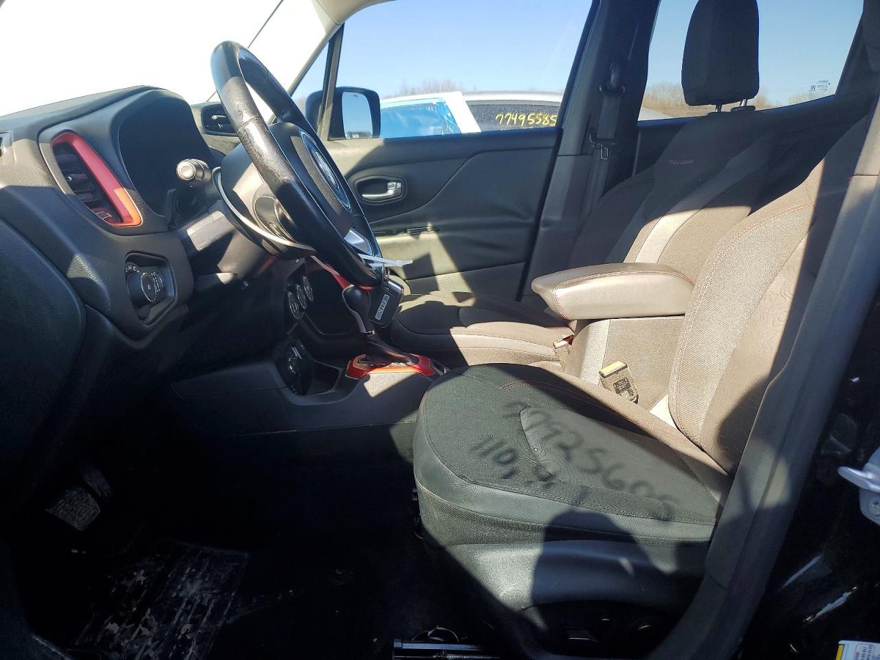 2016 Jeep Renegade Trailhawk - Фото 7