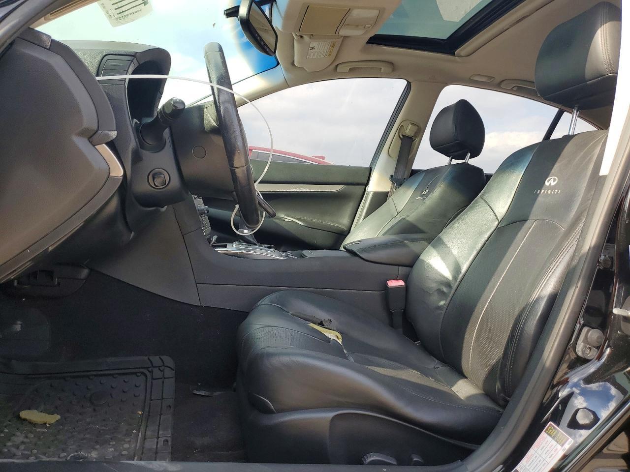 2011 Infiniti G37 - Image 7