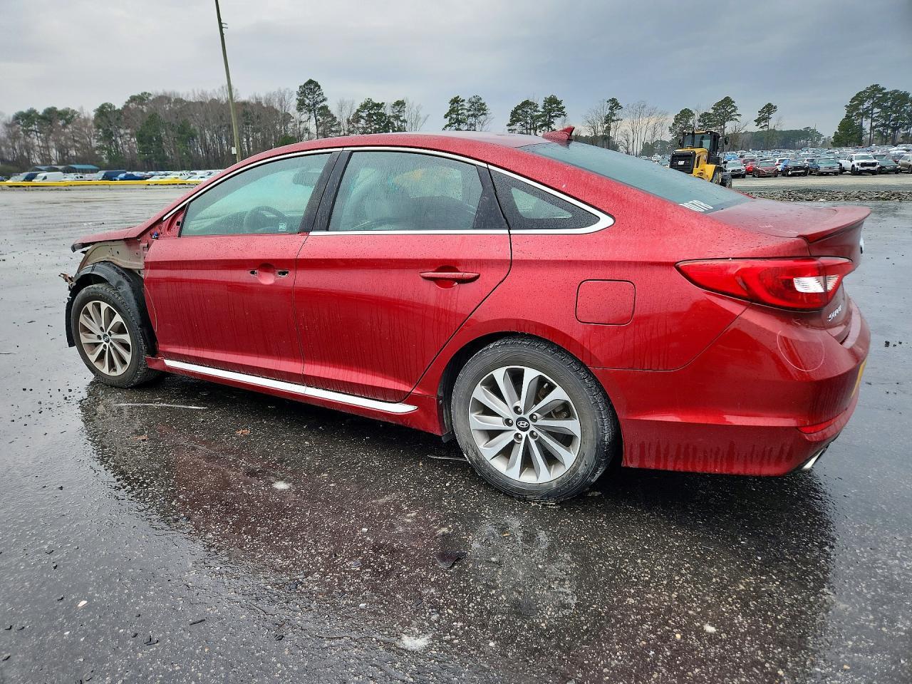 2015 Hyundai Sonata Sport - Фото 2