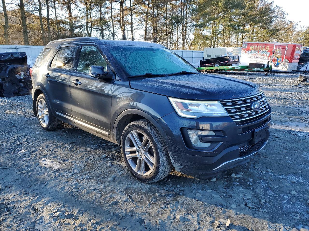 2017 Ford Explorer Xlt - Фото 4