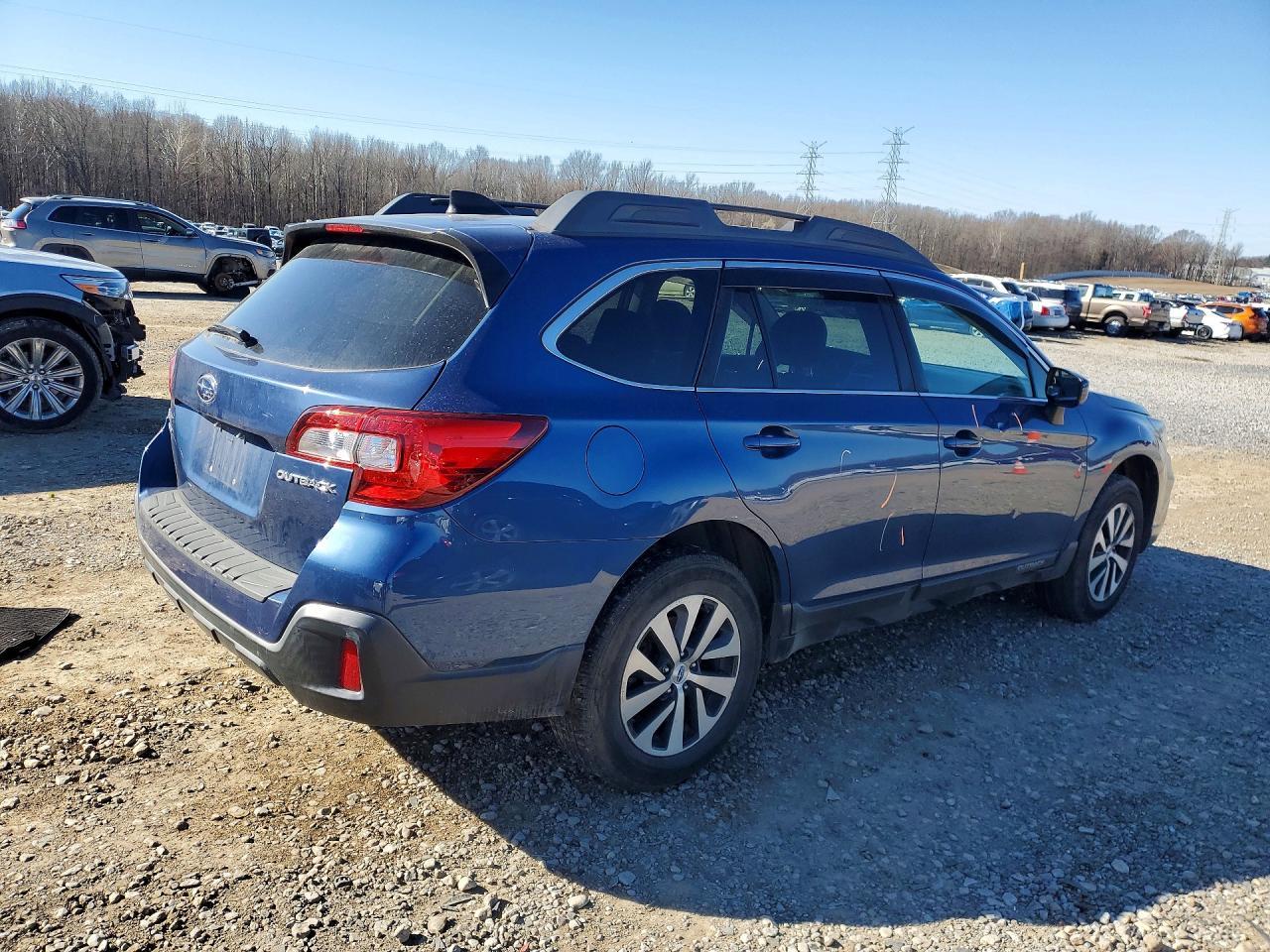 2019 Subaru Outback 2.5I Premium - Фото 3