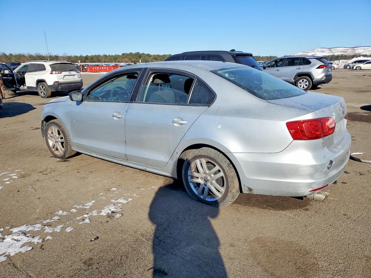 2011 Volkswagen Jetta Base - Фото 2
