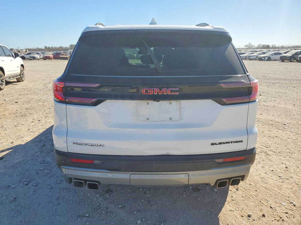 2025 GMC Acadia Elevation - Фото 6