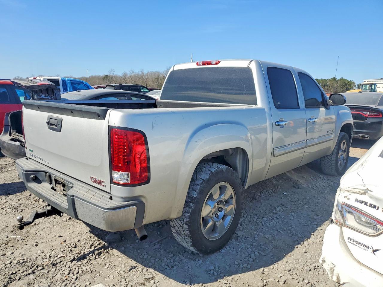 2011 GMC Sierra C1500 Sle - Image 3