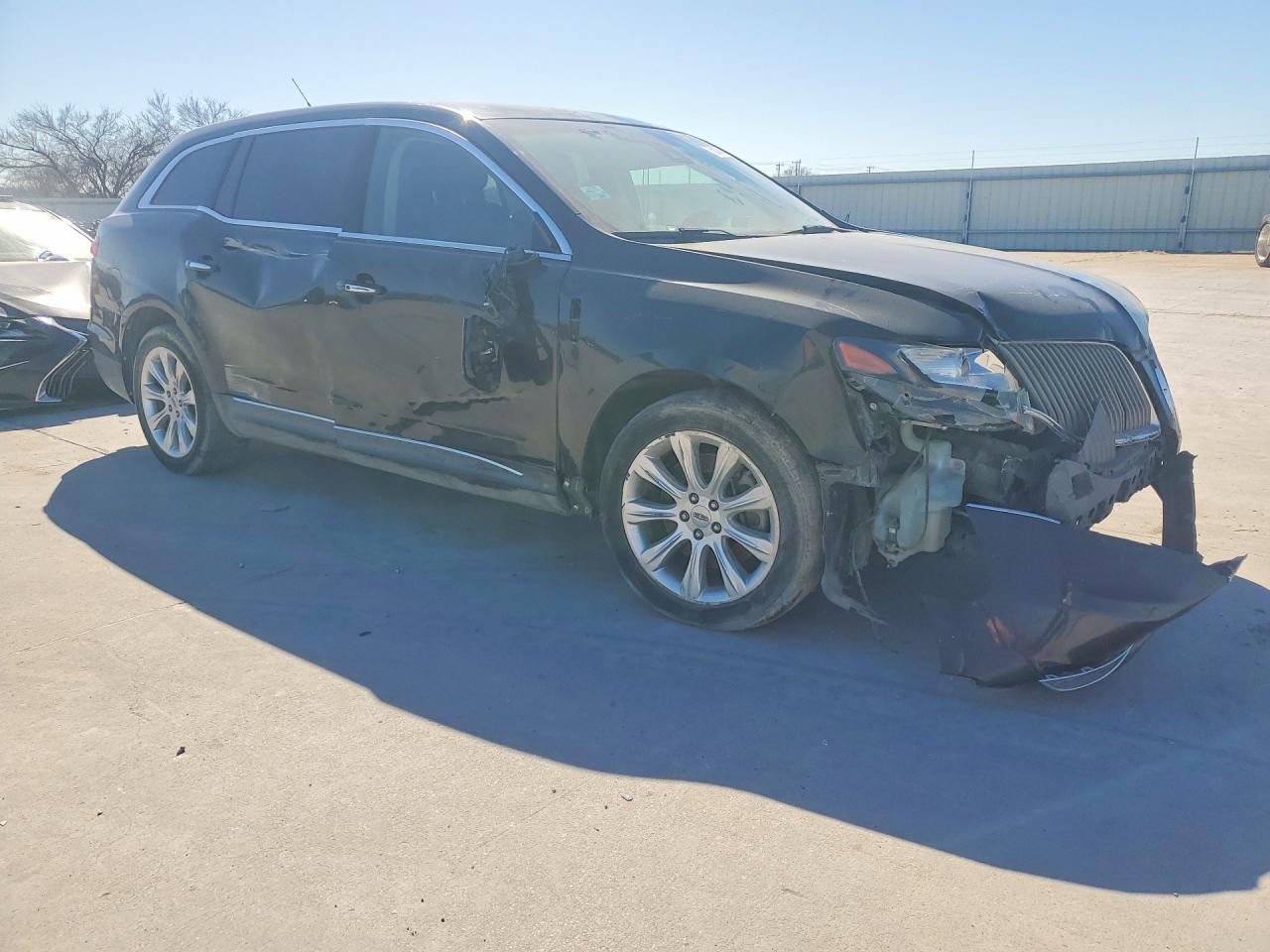 2015 Lincoln Mkt - Фото 4