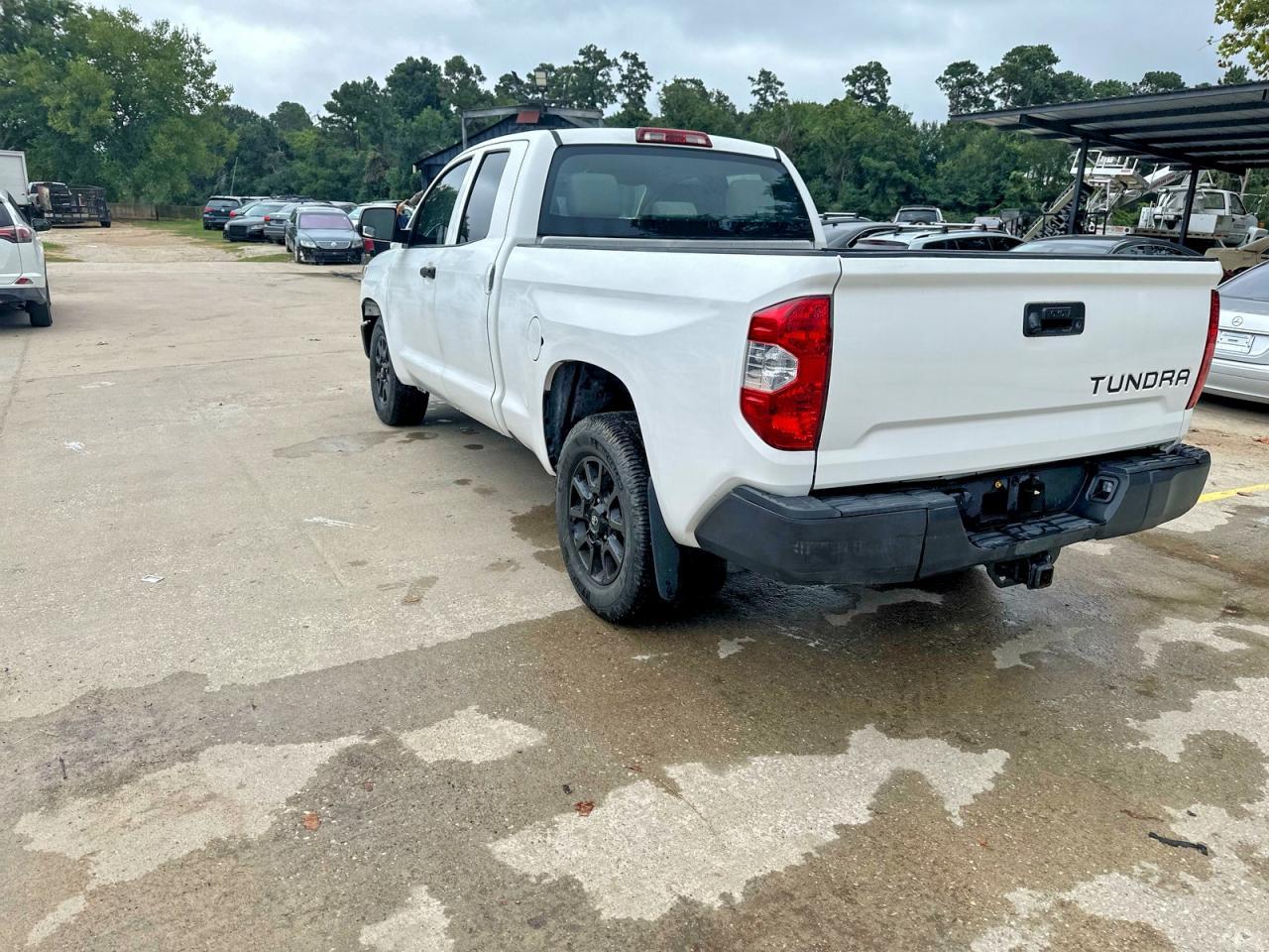 2019 Toyota Tundra Double Cab Sr - Image 3