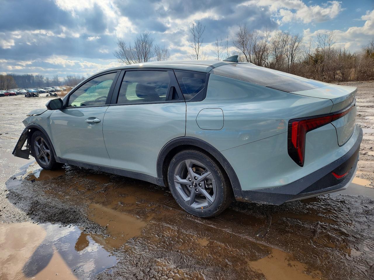 2025 Kia K4 Lxs - Image 2