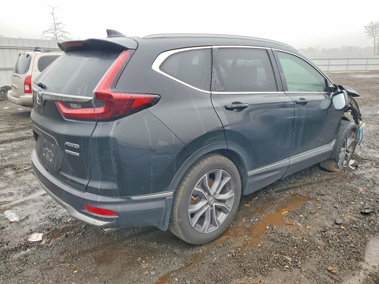 2022 Honda Cr-V Touring - Image 3