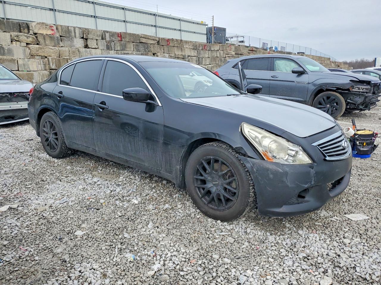 2013 Infiniti G37 - Image 4