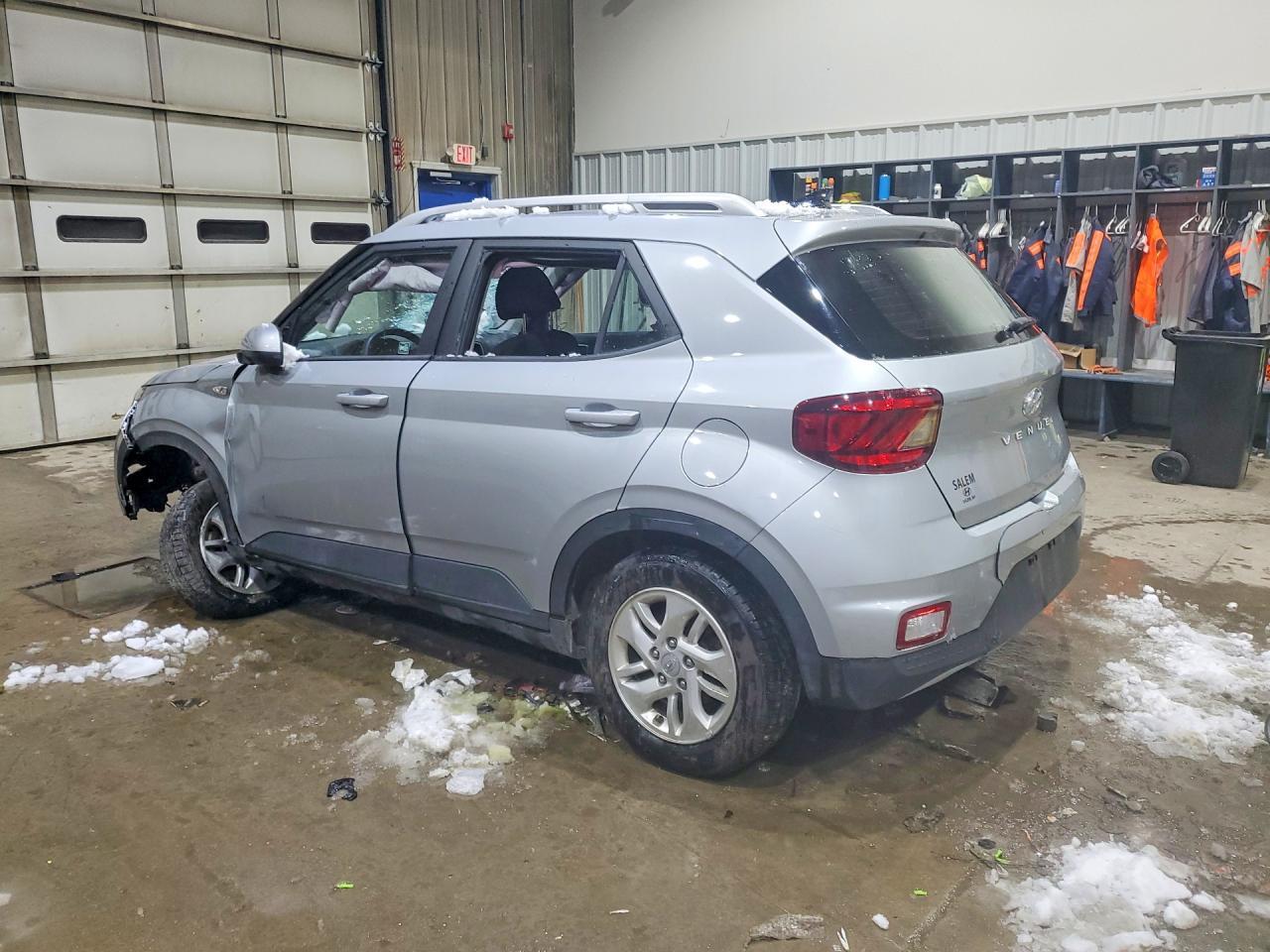 2020 Hyundai Venue Sel - Фото 2