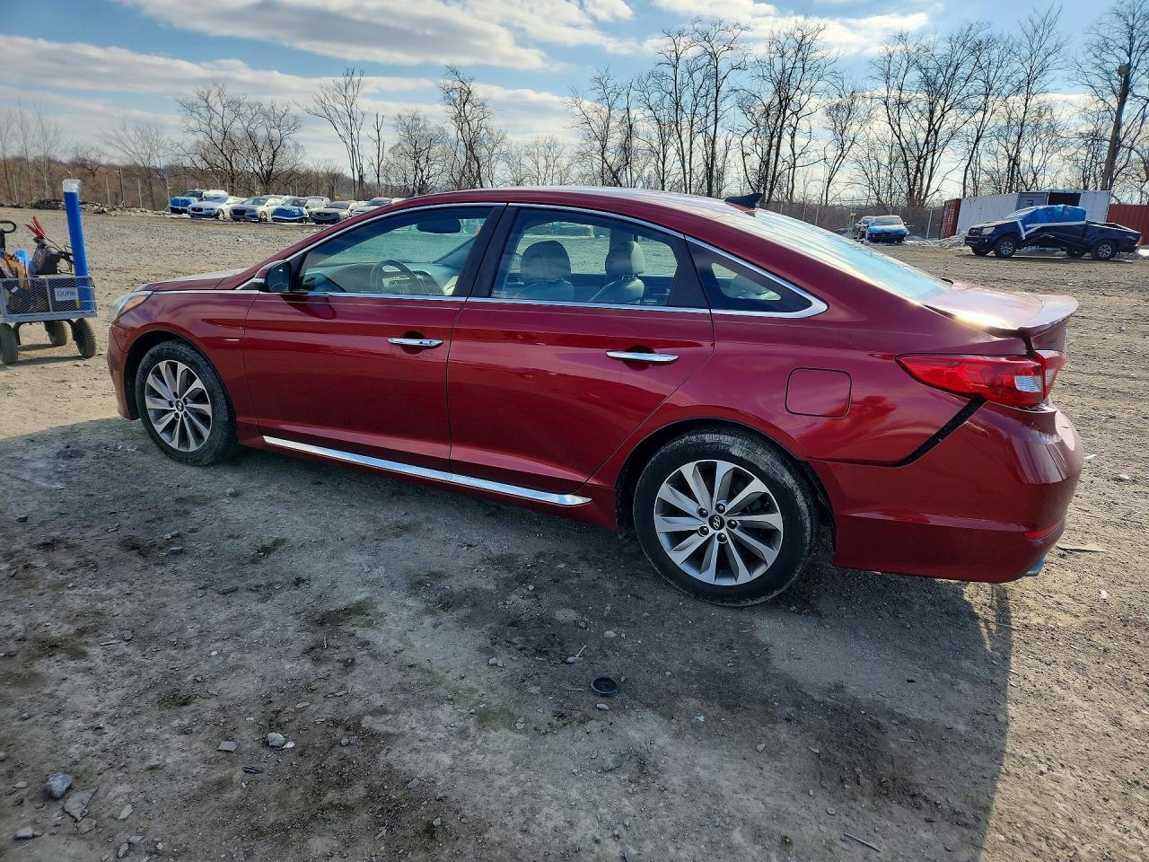 2015 Hyundai Sonata Sport - Фото 2
