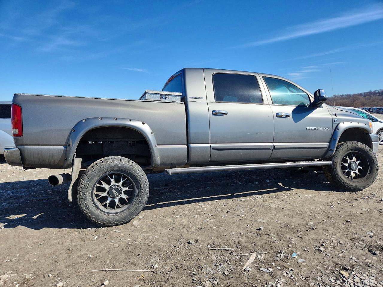 2006 Dodge Ram 2500 - Image 3