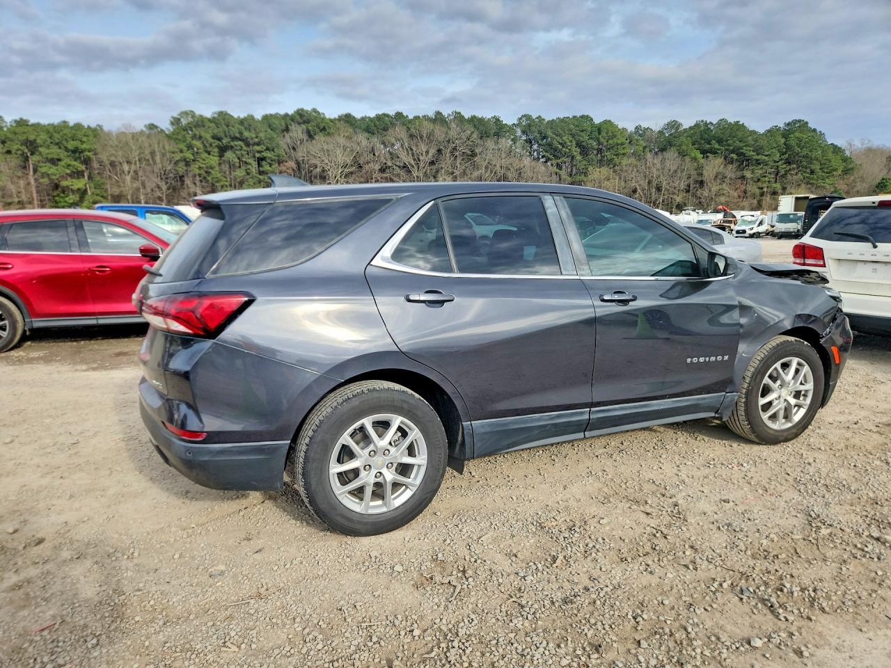 2022 Chevrolet Equinox Lt - Фото 3
