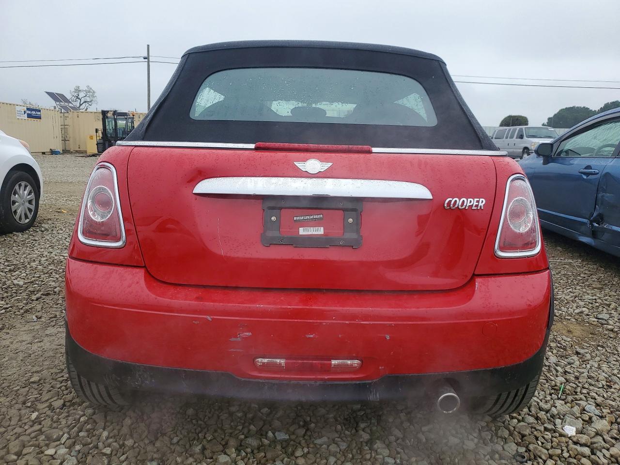 2012 Mini Cooper - Image 6