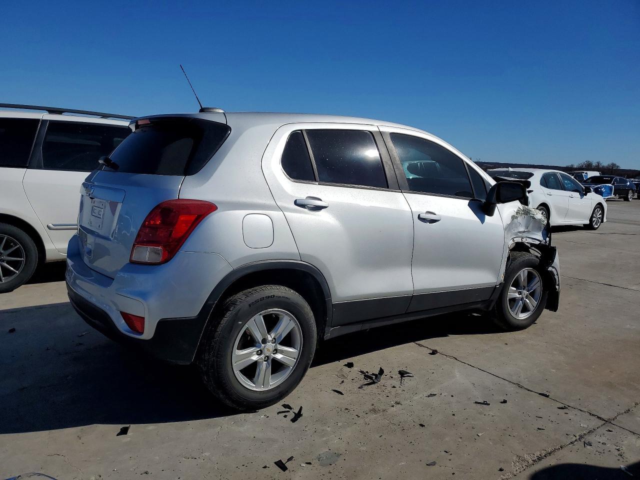 2018 Chevrolet Trax Ls - Фото 3