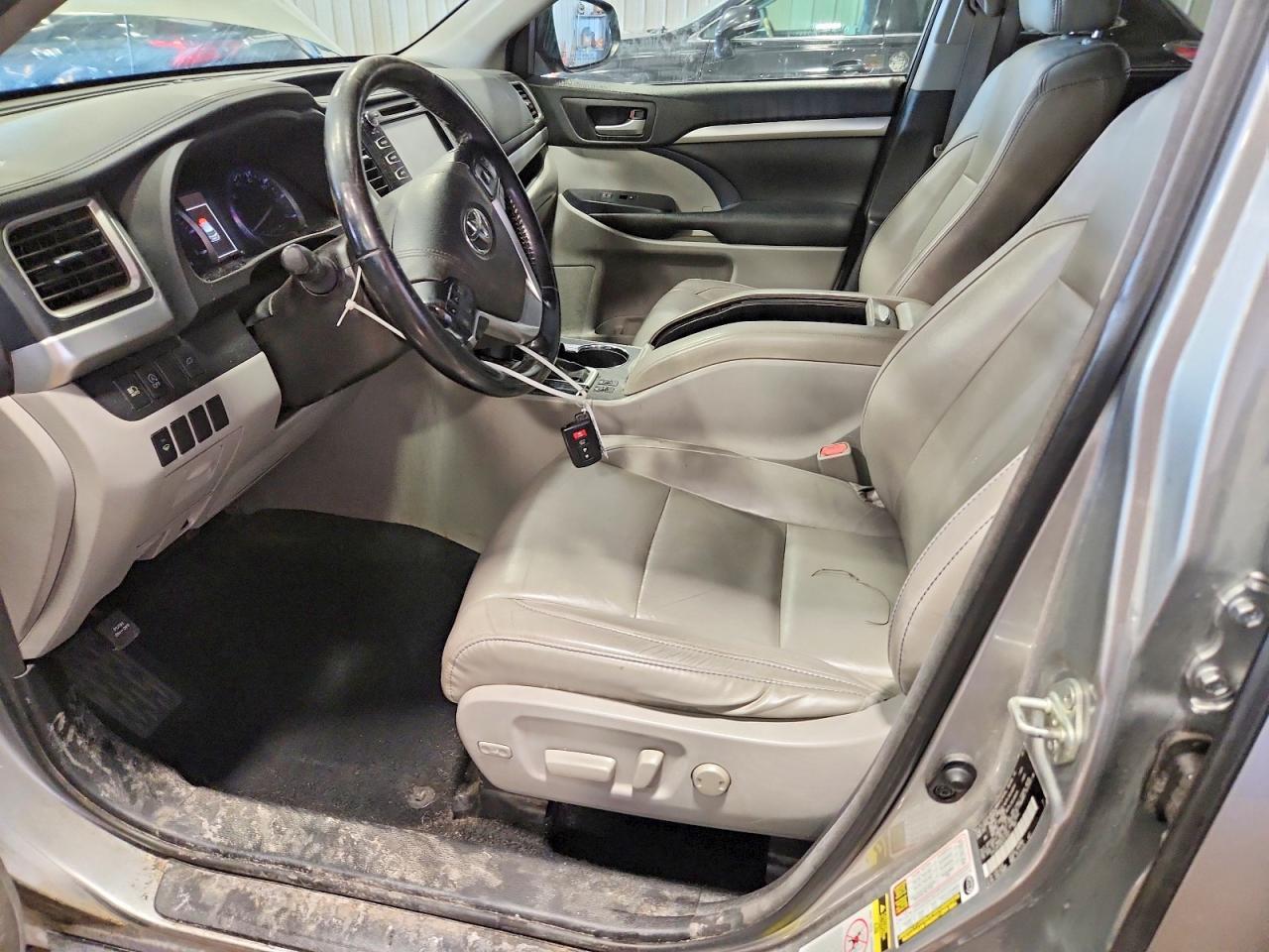 2017 Toyota Highlander Xle - Фото 7