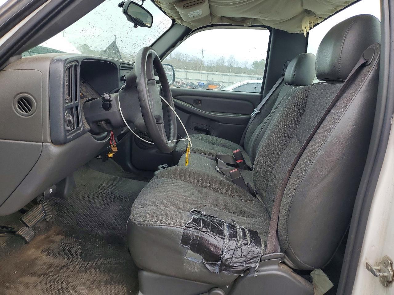 2006 Chevrolet Silverado C1500 - Image 7