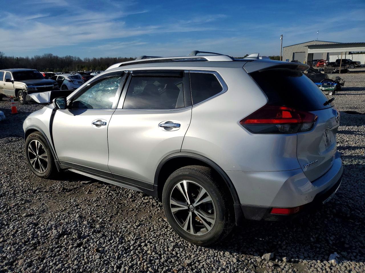 2020 Nissan Rogue Sv - Фото 2