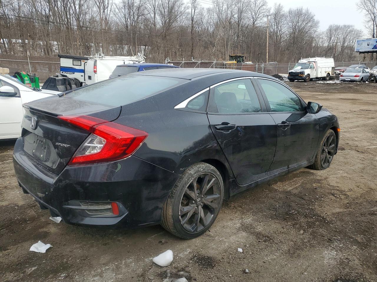 2019 Honda Civic Sport - Фото 3