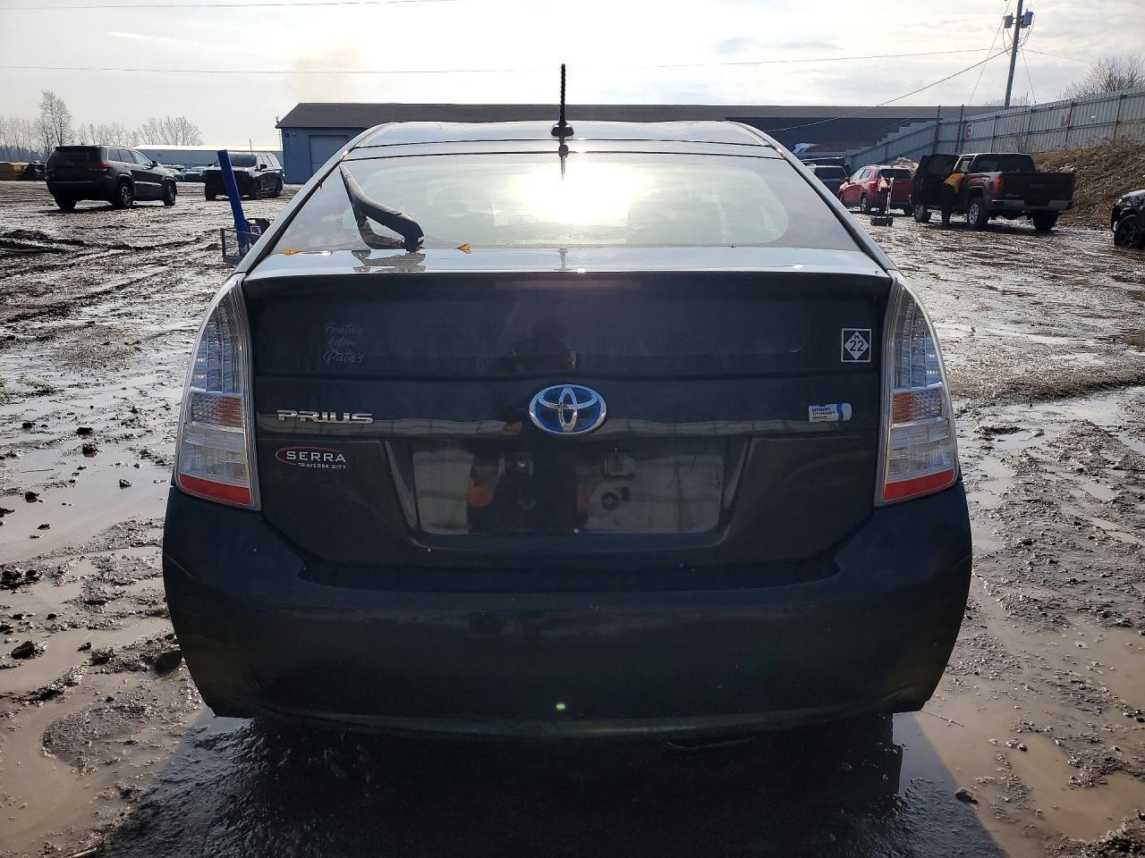 2011 Toyota Prius - Фото 6