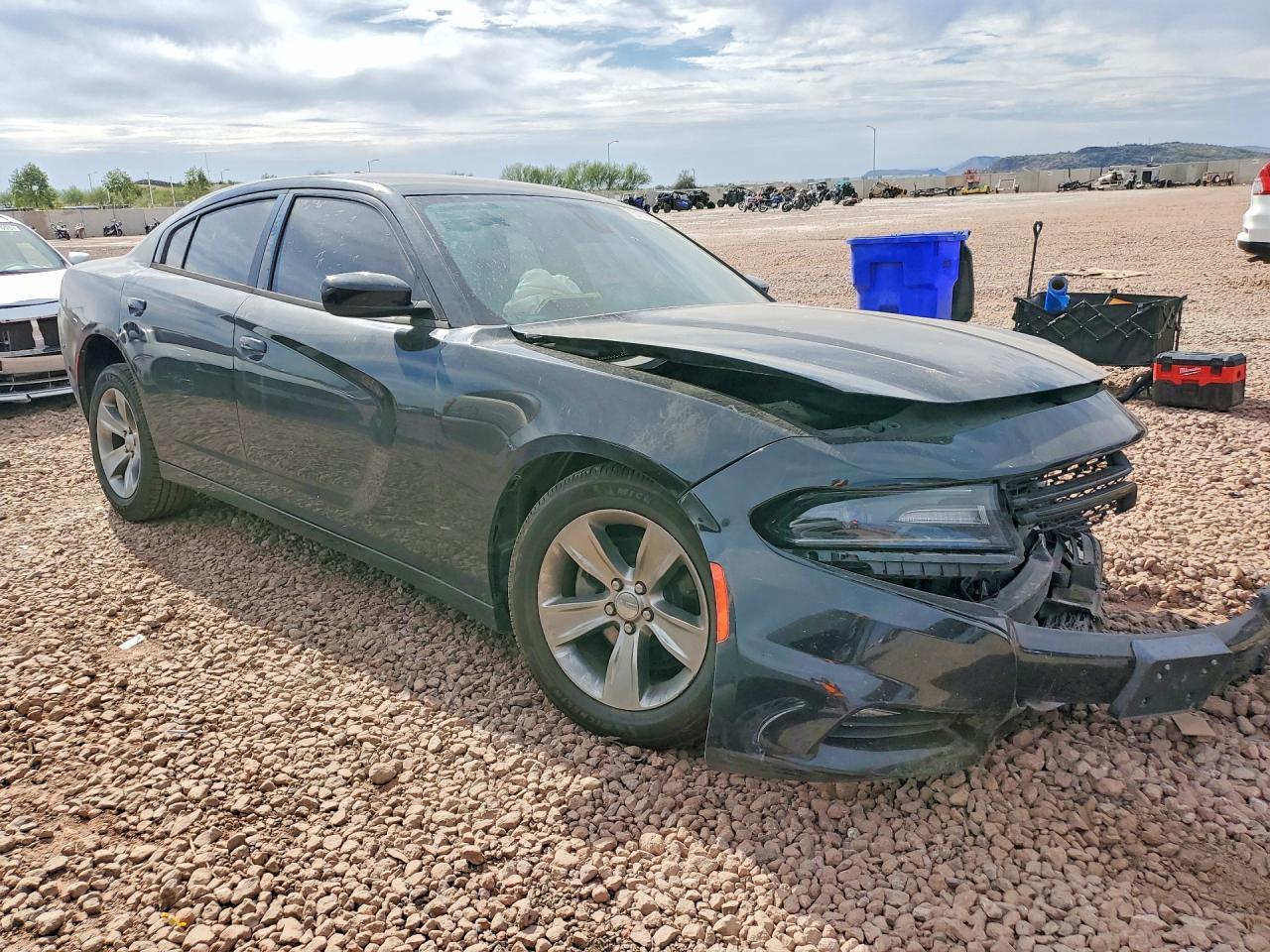 2016 Dodge Charger Sxt - Фото 4