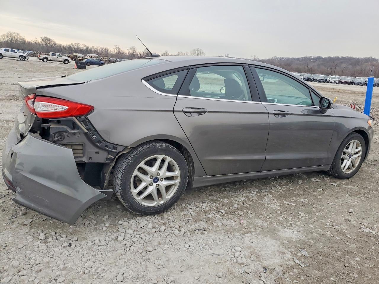 2014 Ford Fusion Se - Фото 3