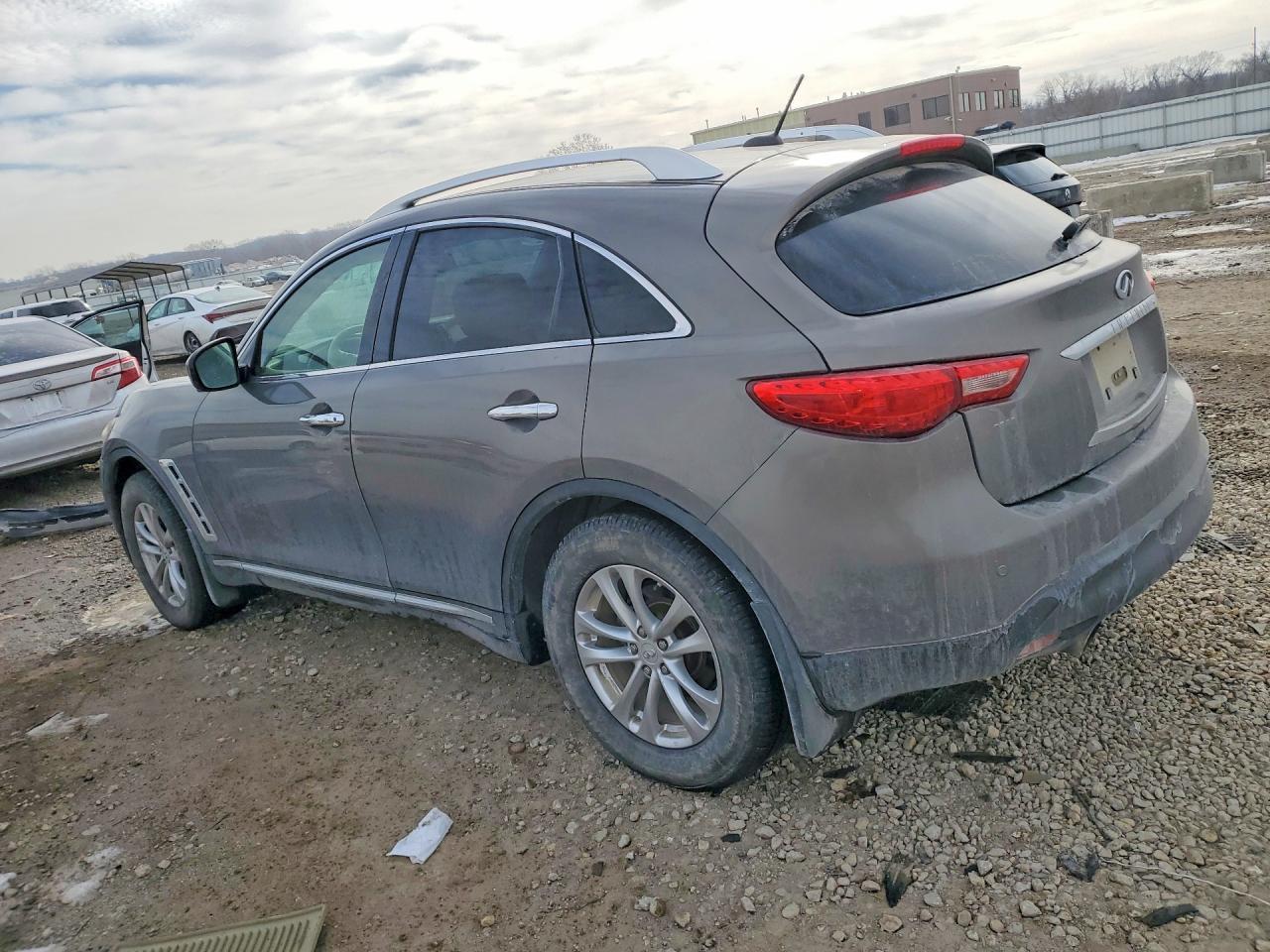 2011 Infiniti Fx35 Base - Фото 2