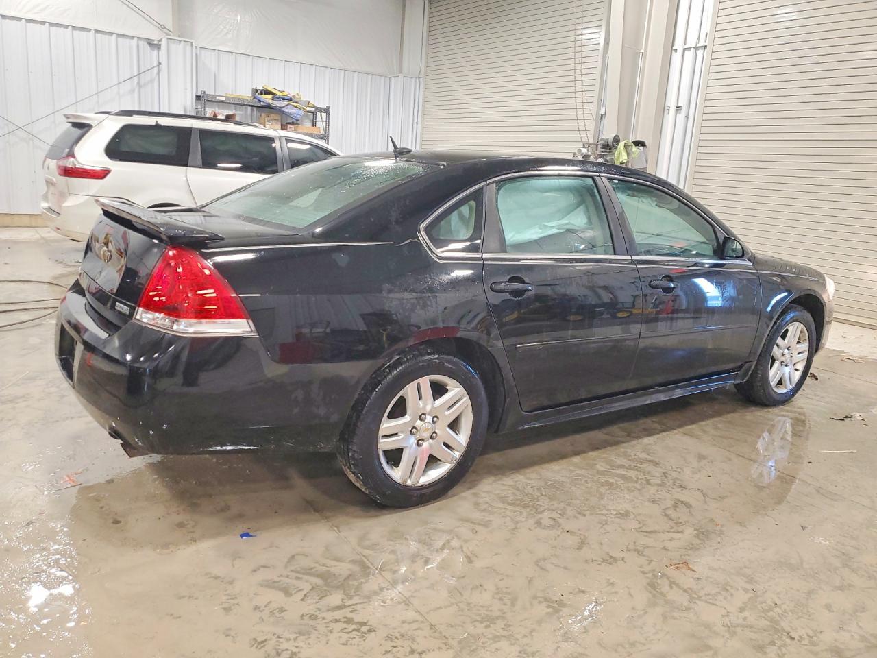 2012 Chevrolet Impala Lt - Image 3