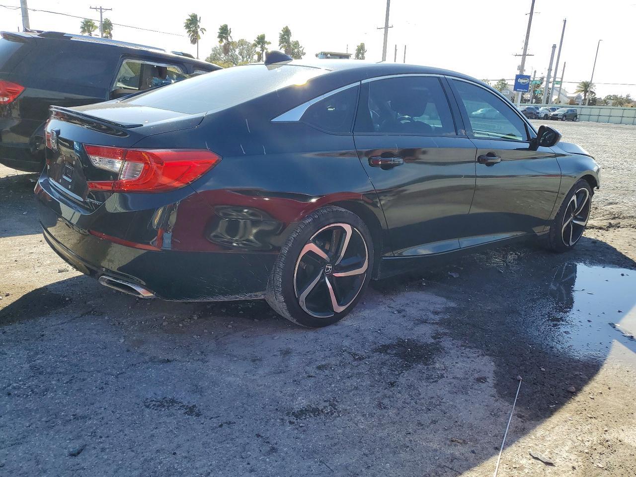 2021 Honda Accord Sport - Фото 3