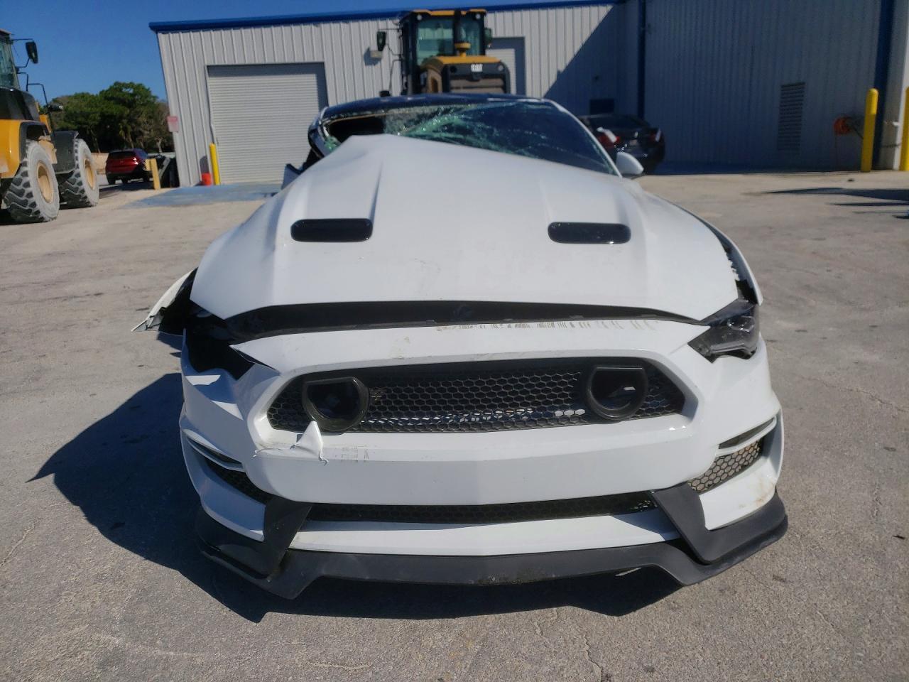 2022 Ford Mustang Gt - Image 5