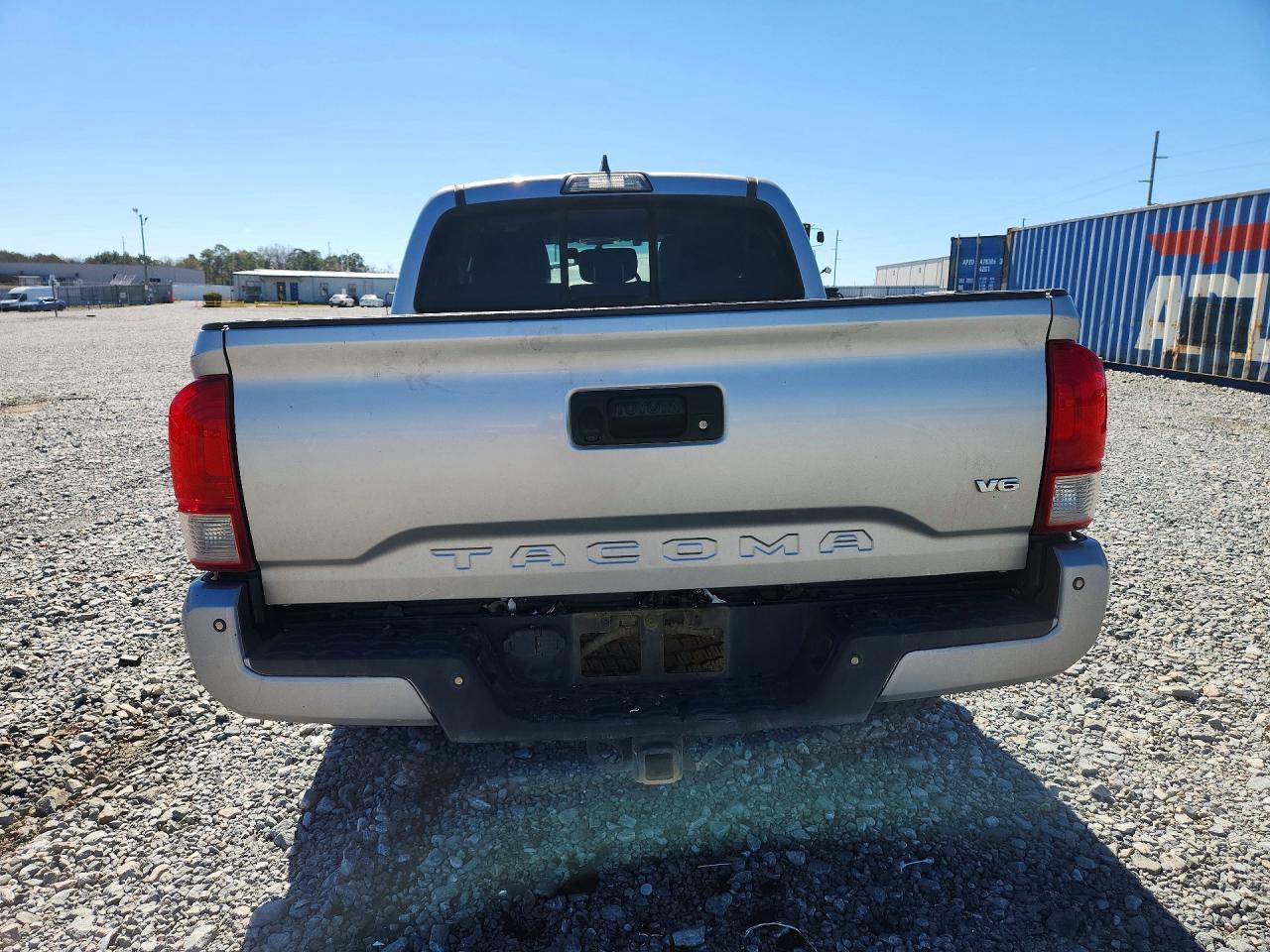 2016 Toyota Tacoma Double Cab - Image 6