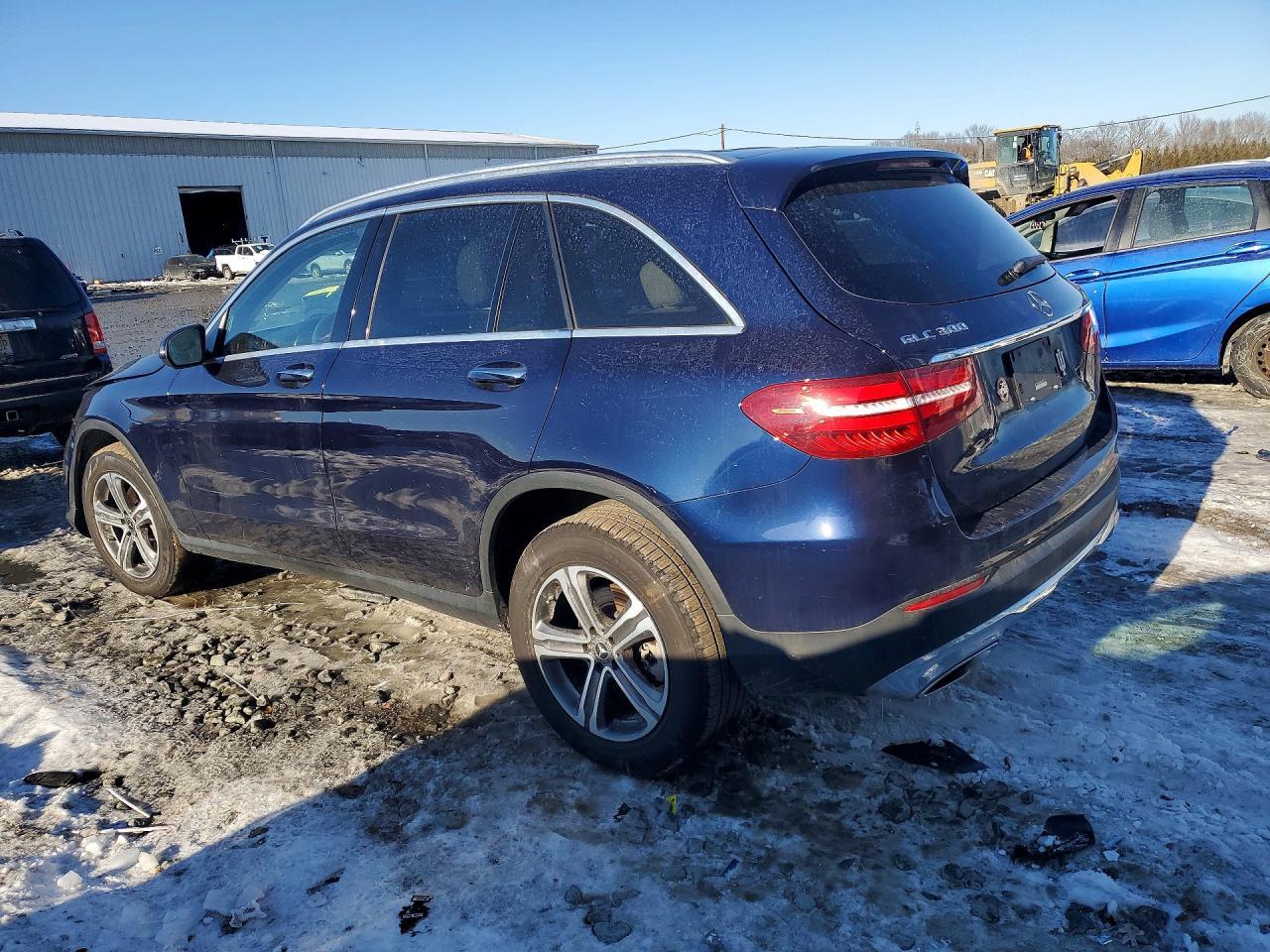 2019 Mercedes-Benz Glc 300 4Matic - Фото 2