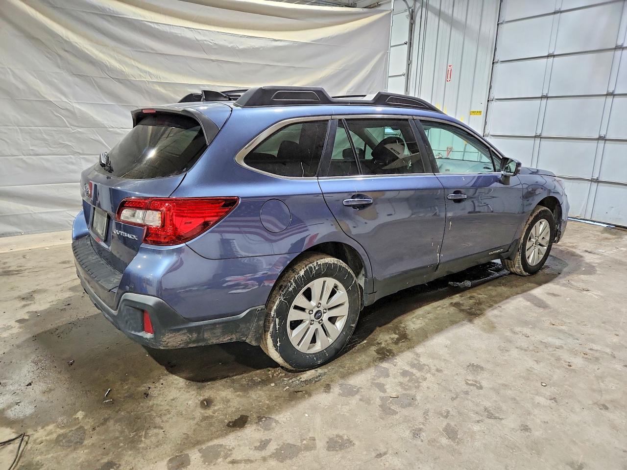 2018 Subaru Outback 2.5I Premium - Фото 3