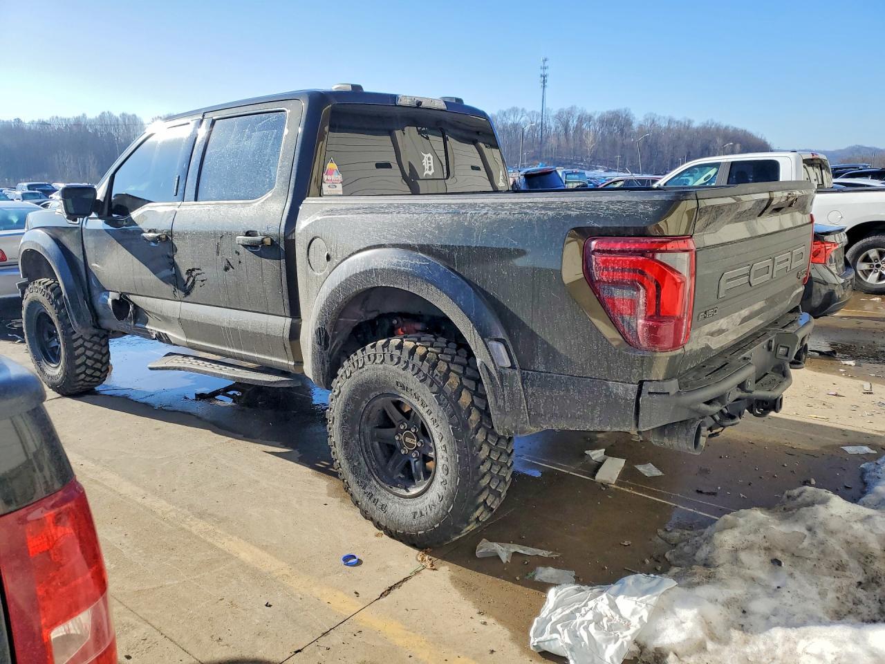 2024 Ford F150 Raptor - Фото 2