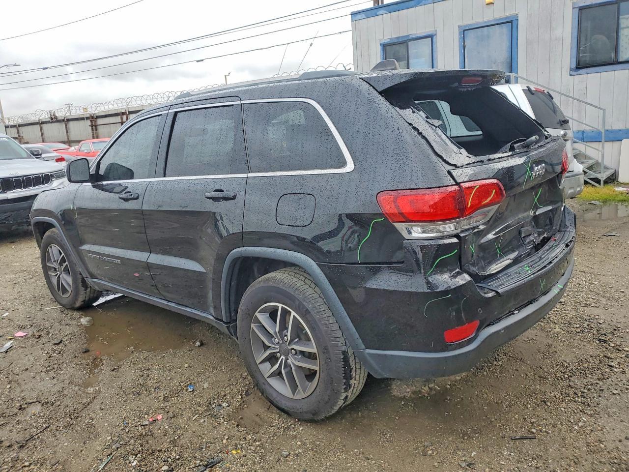 2020 Jeep Grand Cherokee Laredo - Фото 2
