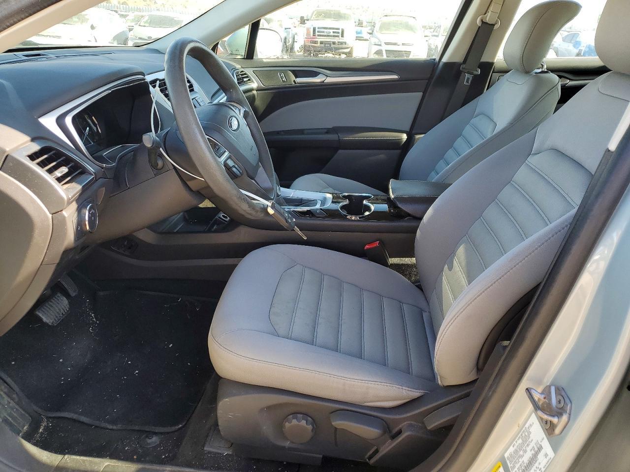 2014 Ford Fusion S Hybrid - Image 7