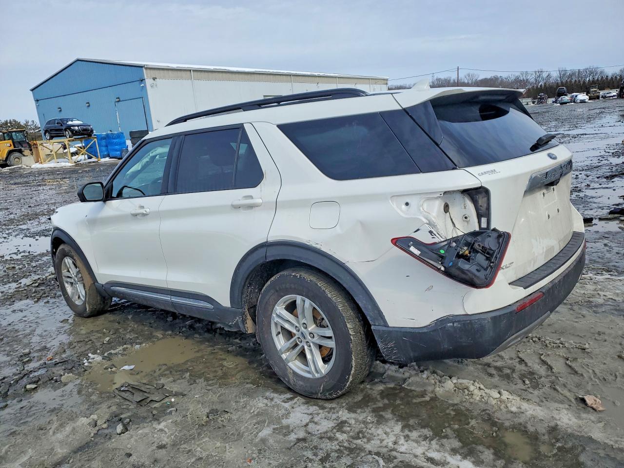 2020 Ford Explorer Xlt - Фото 2