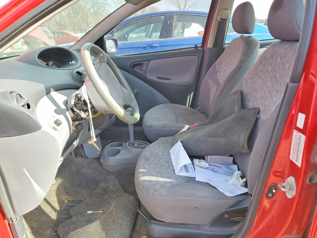2000 Toyota Echo - Image 7