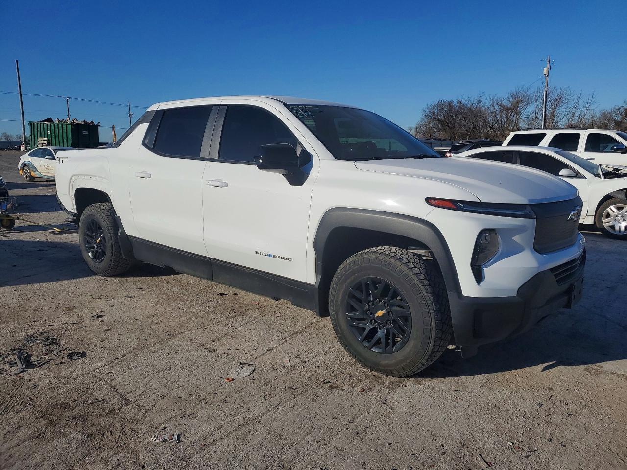 2024 Chevrolet Silverado - Image 4