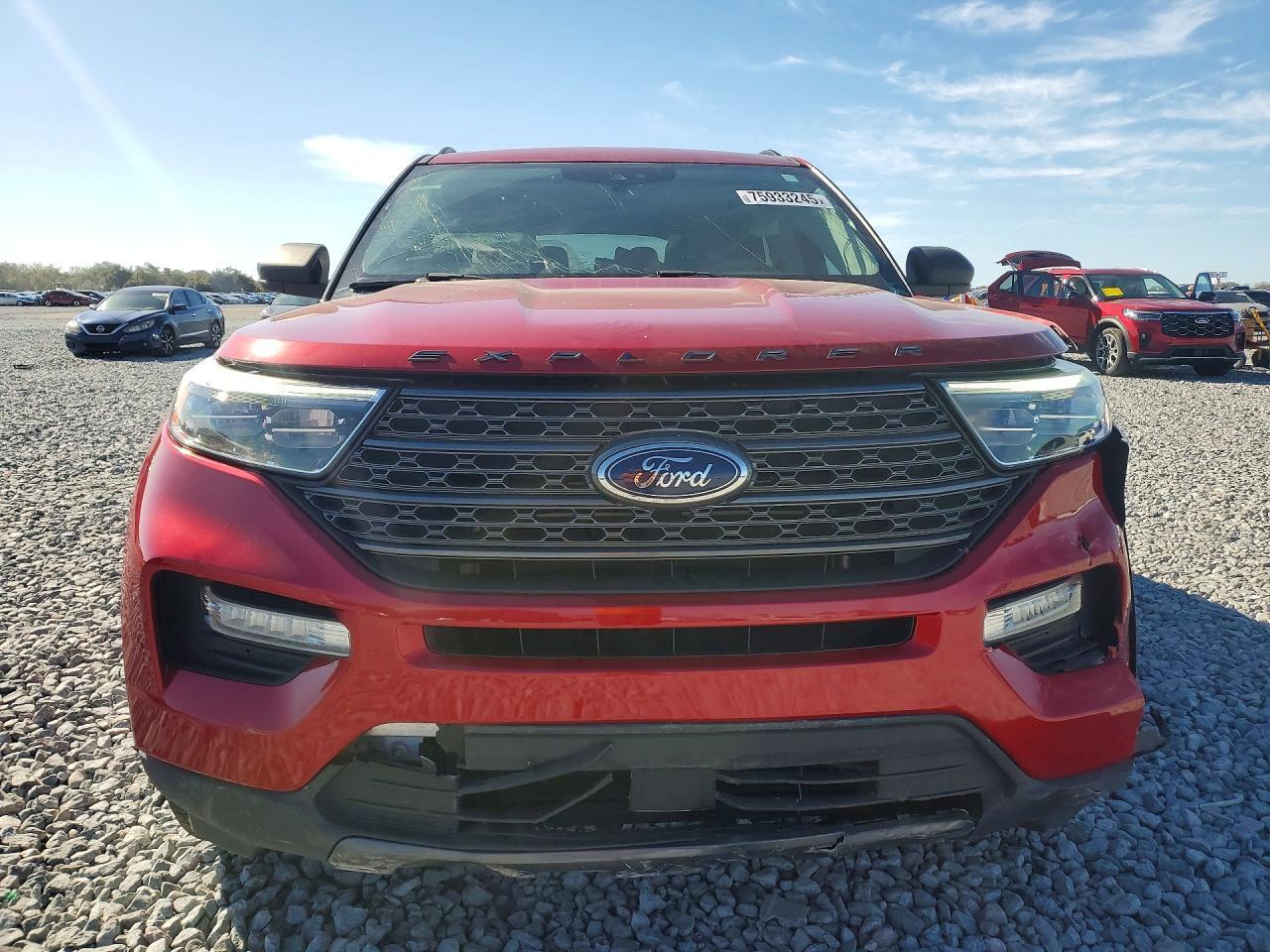 2021 Ford Explorer Xlt - Image 5