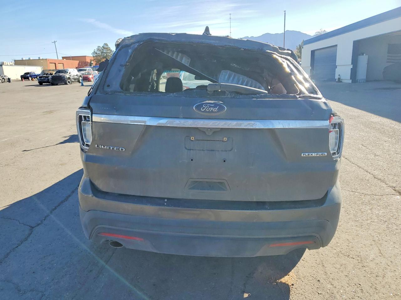 2016 Ford Explorer Limited - Фото 6