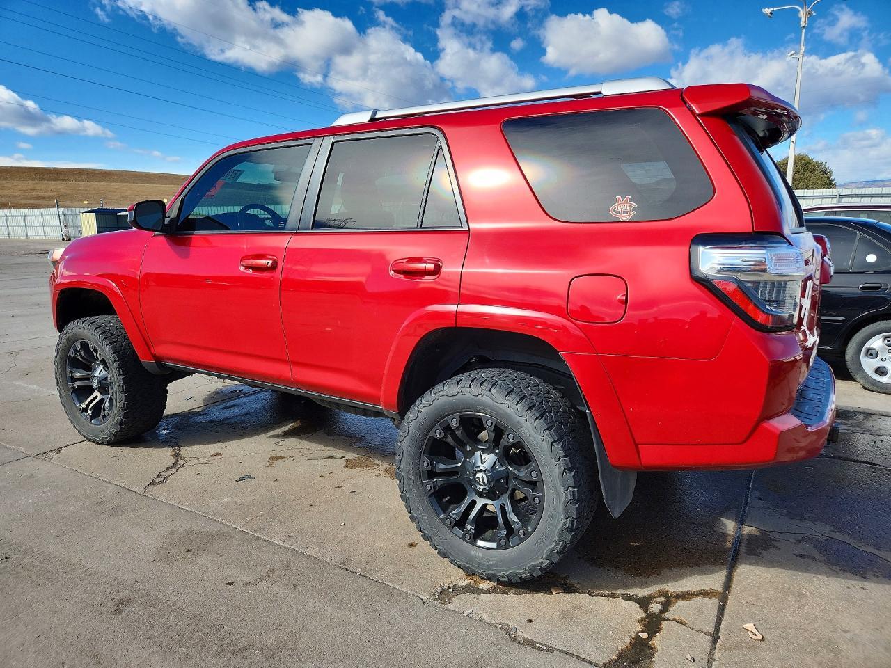 2016 Toyota 4Runner Sr5 - Фото 2