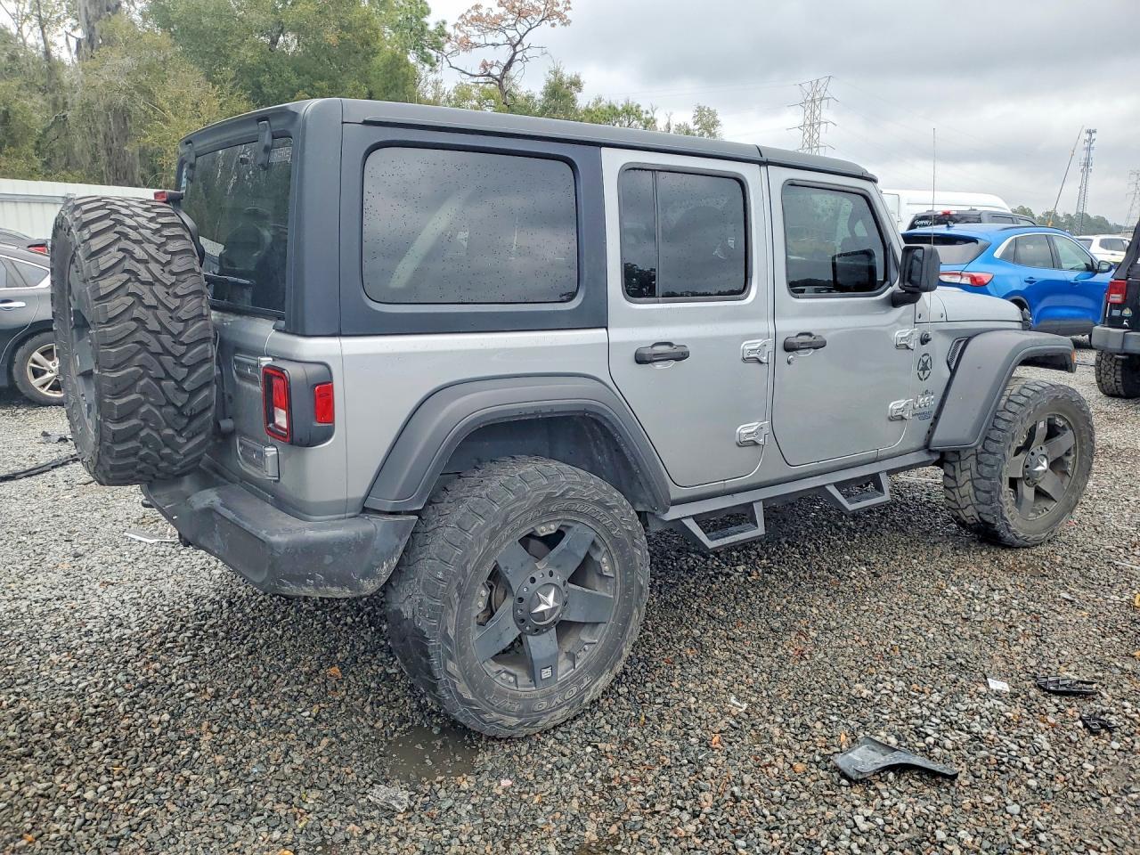 2018 Jeep Wrangler Unlimited Sport - Фото 3